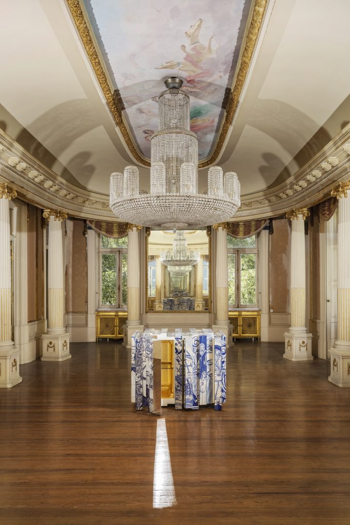 Intimate Luxury: Heritage Sideboard with Hand-painted tiles and gold interior.