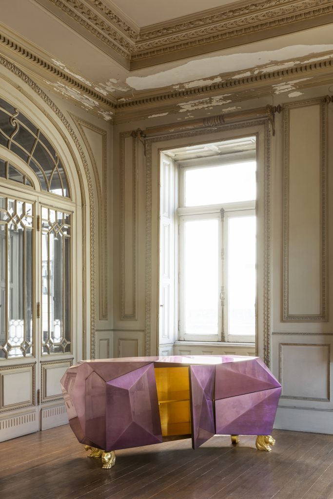 Intimate Luxury: Diamond Amesthys Sideboard with golden lion feets and gold interior